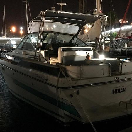 Yacht Experience Barcelona 호텔 산트 아드리아 데 베소스 외부 사진