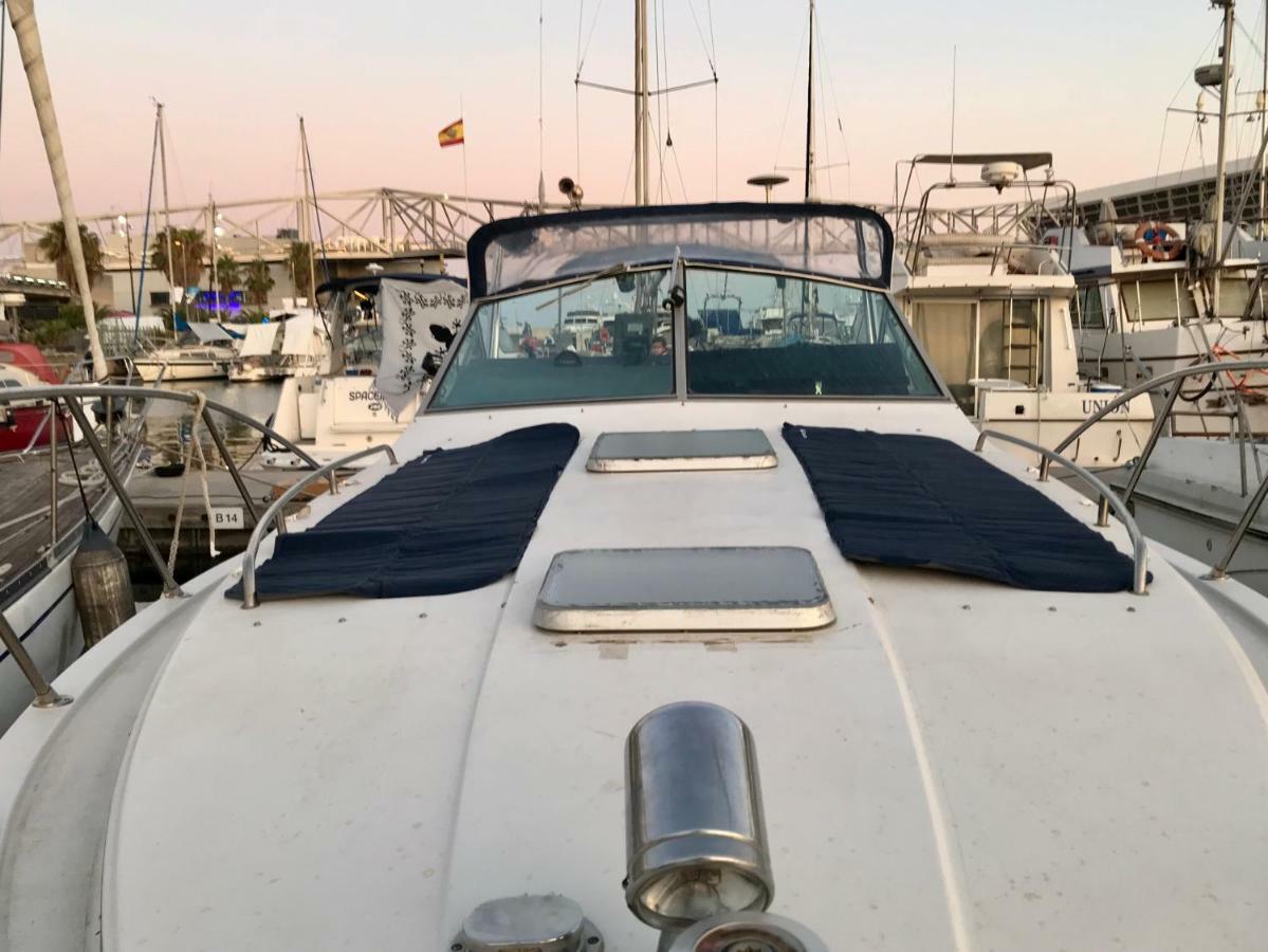 Yacht Experience Barcelona 호텔 산트 아드리아 데 베소스 외부 사진
