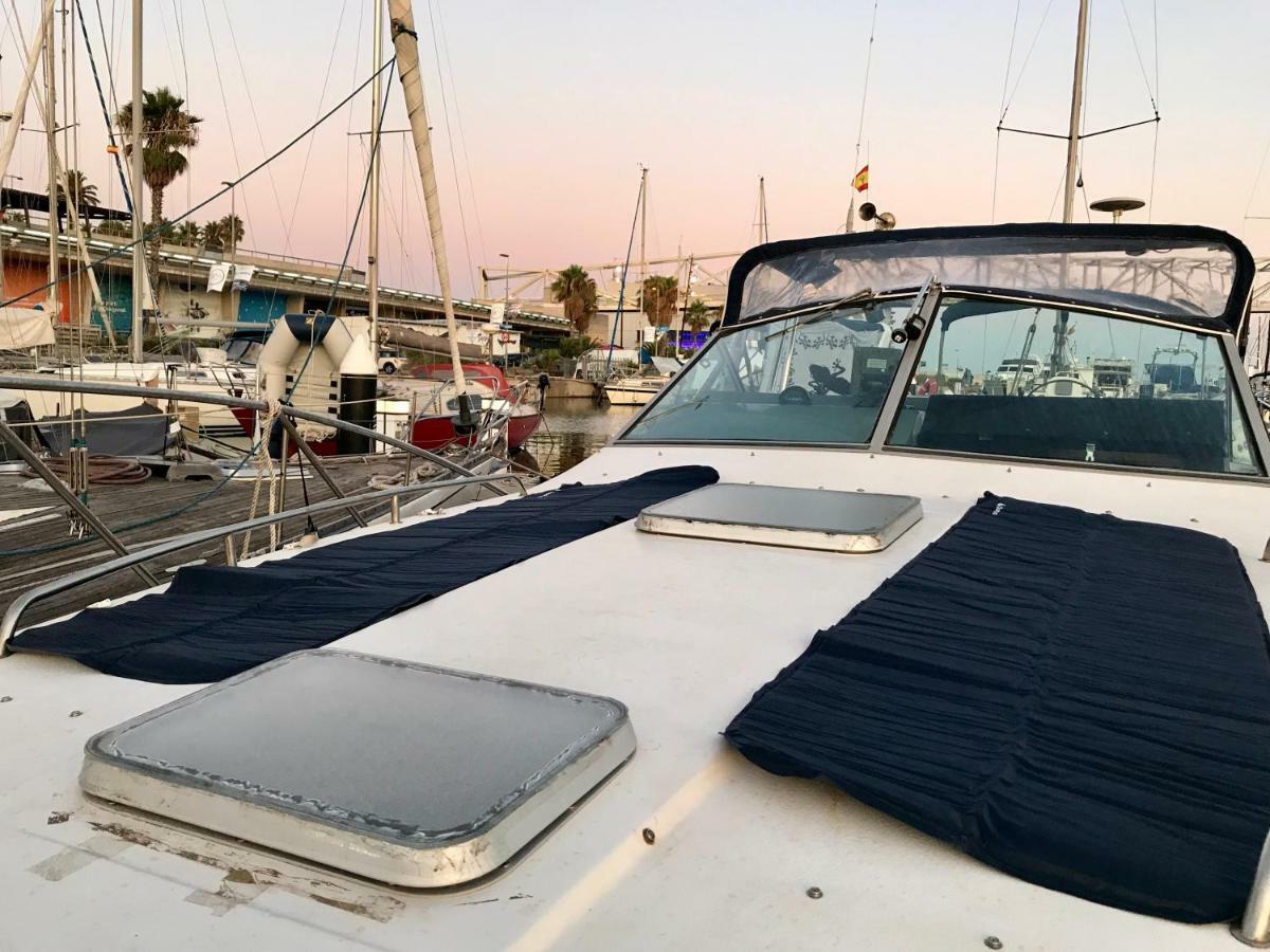 Yacht Experience Barcelona 호텔 산트 아드리아 데 베소스 외부 사진