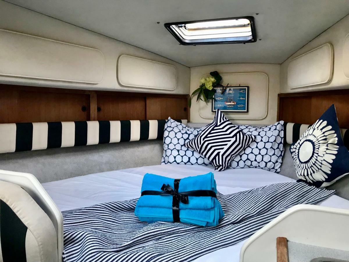 Yacht Experience Barcelona 호텔 산트 아드리아 데 베소스 외부 사진