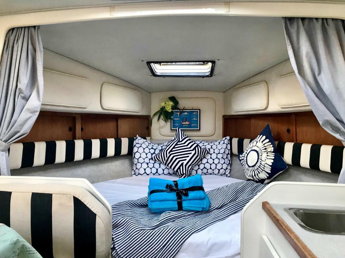 Yacht Experience Barcelona 호텔 산트 아드리아 데 베소스 외부 사진